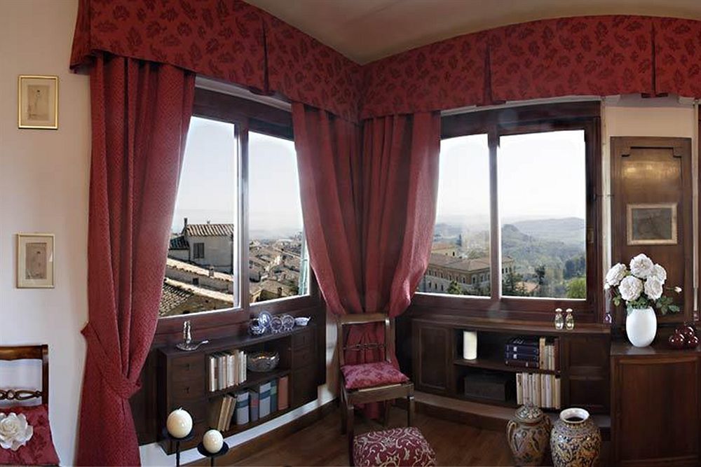 مبيت وإفطار Montepulciano Stazione Residenza Fabroni المظهر الخارجي الصورة